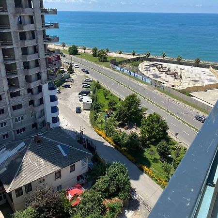 Апартаменты Елена Batoemi Buitenkant foto